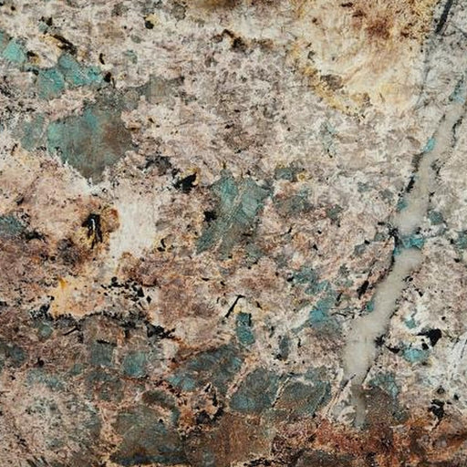 Ammazonite Extra natursten flise — creme og beige baggrund med levende turkisgrønne mineralpockets og hvide årer